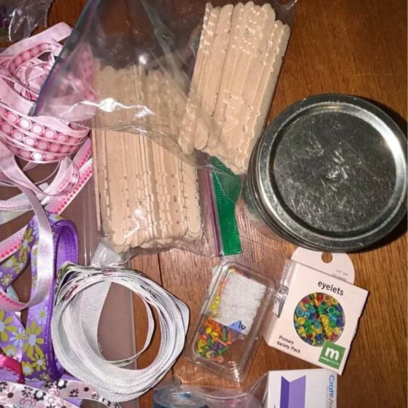 Crafting items - Picture 3 of 12